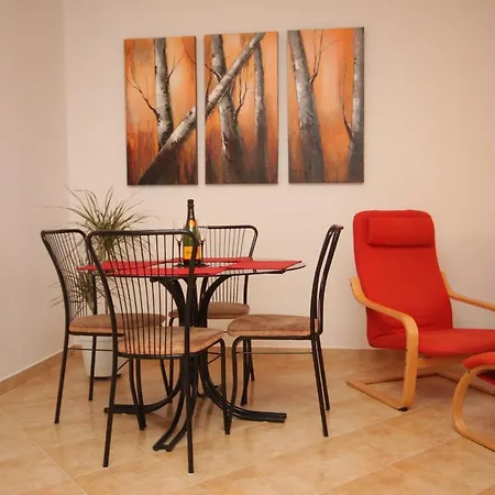 For Families With Children Stinjan, - 7423 * 풀라