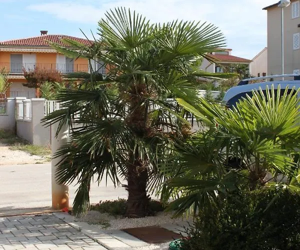 Lejlighed For Families With Children Stinjan, - 7423 Pula