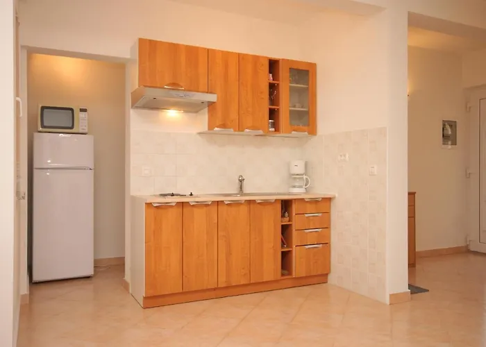 For Families With Children Stinjan, - 7423 Lejlighed *