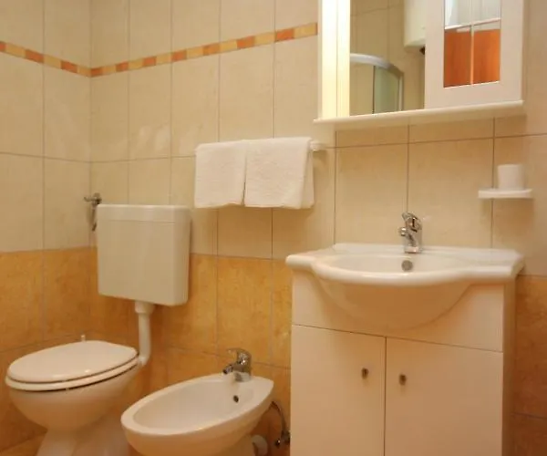 Lejlighed For Families With Children Stinjan, - 7423