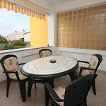 For Families With Children Stinjan, - 7423 Апартаменти *